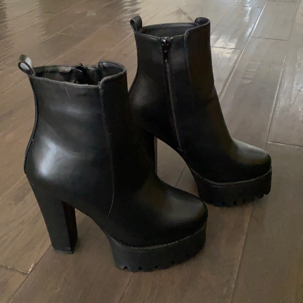 Black Chunky Platform Boots